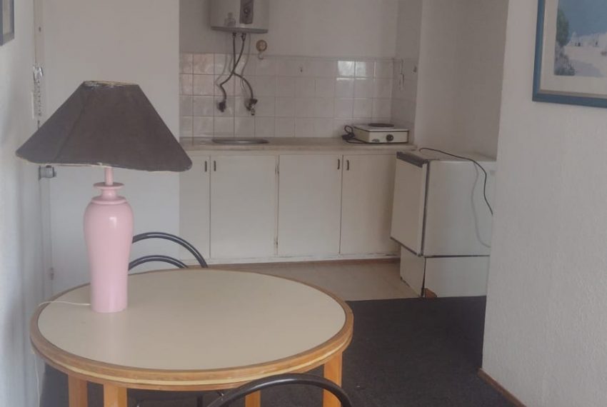 e976cb53-1f9d-4c46-8af8-7ba4044348f7